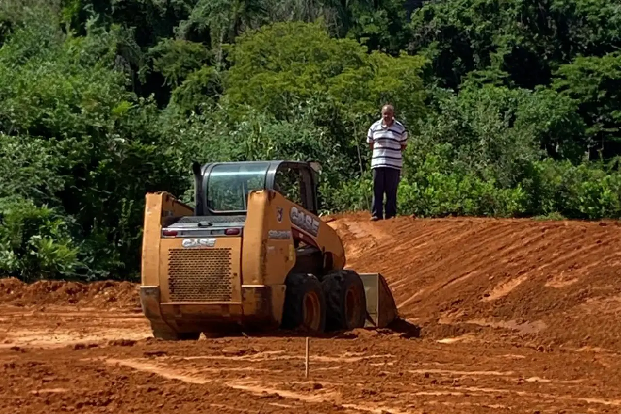 Terraplenagem com Fernando Campos Paisagismo em Novadessa-sp